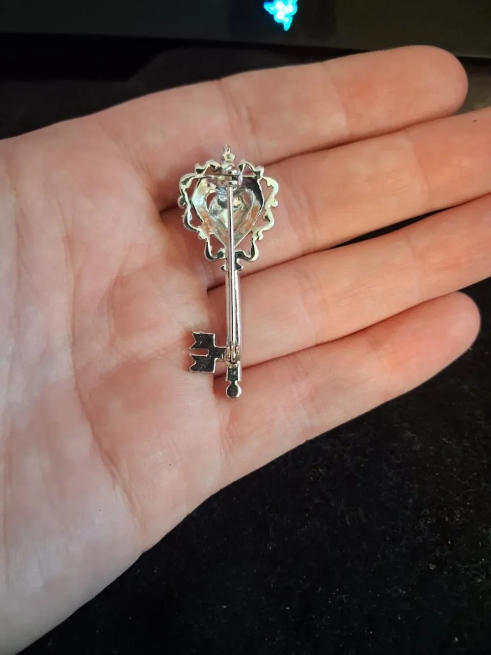 N/A unique silver